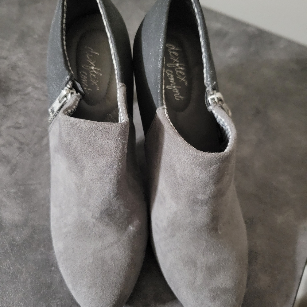 Heels - Picture 2 of 6